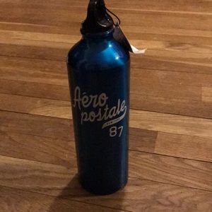 NWT!!! Aeropostale Aluminum Water Bottle
